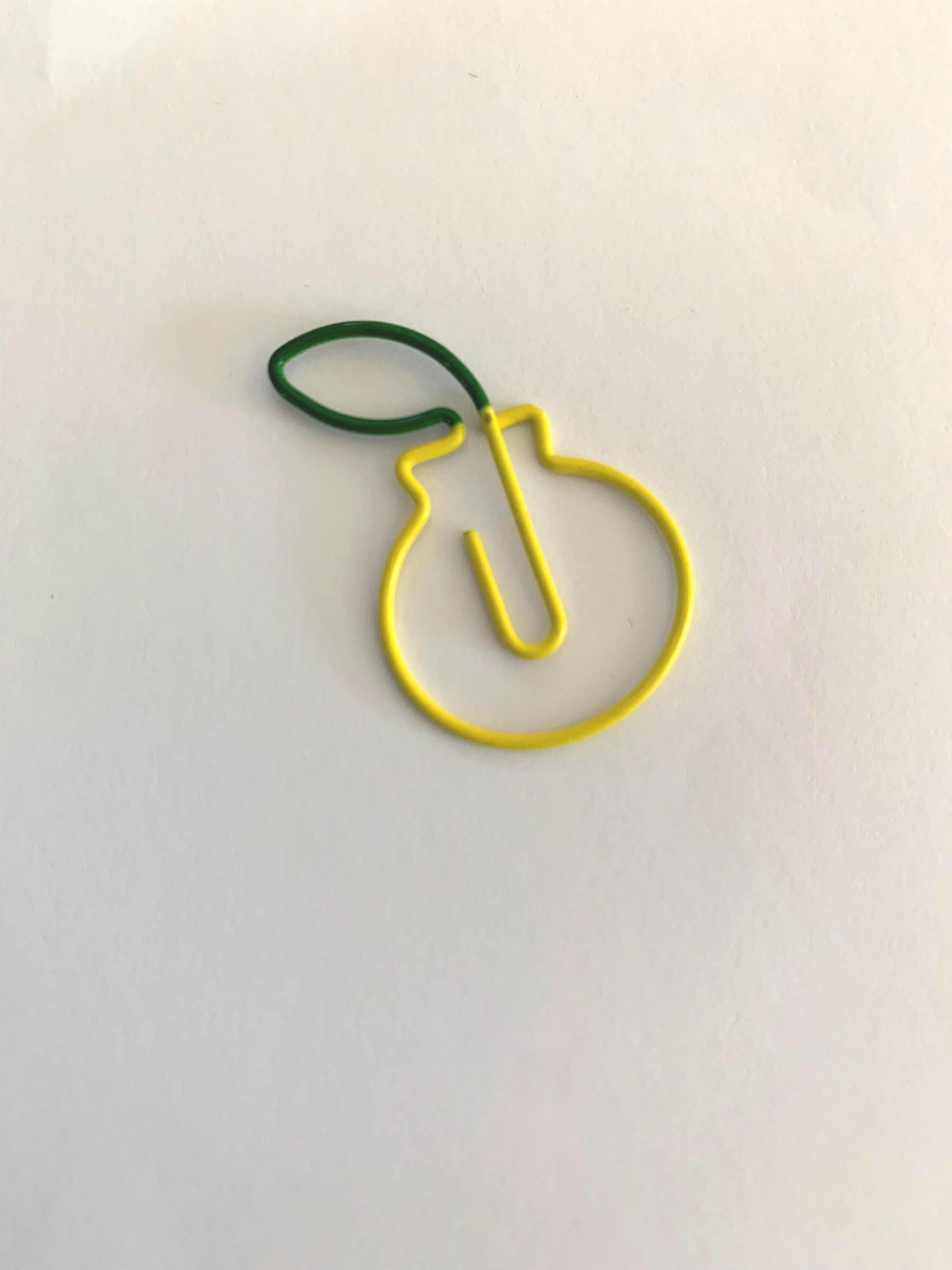 Pear Paperclips - favours - Spring